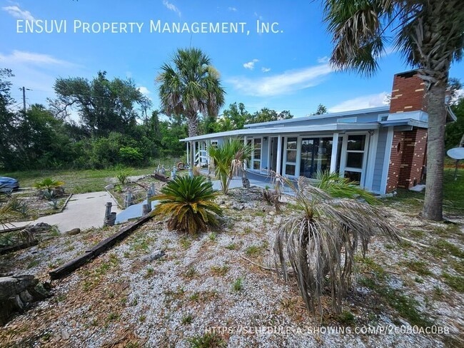 Building Photo - 701 SE 9th Cir Rental