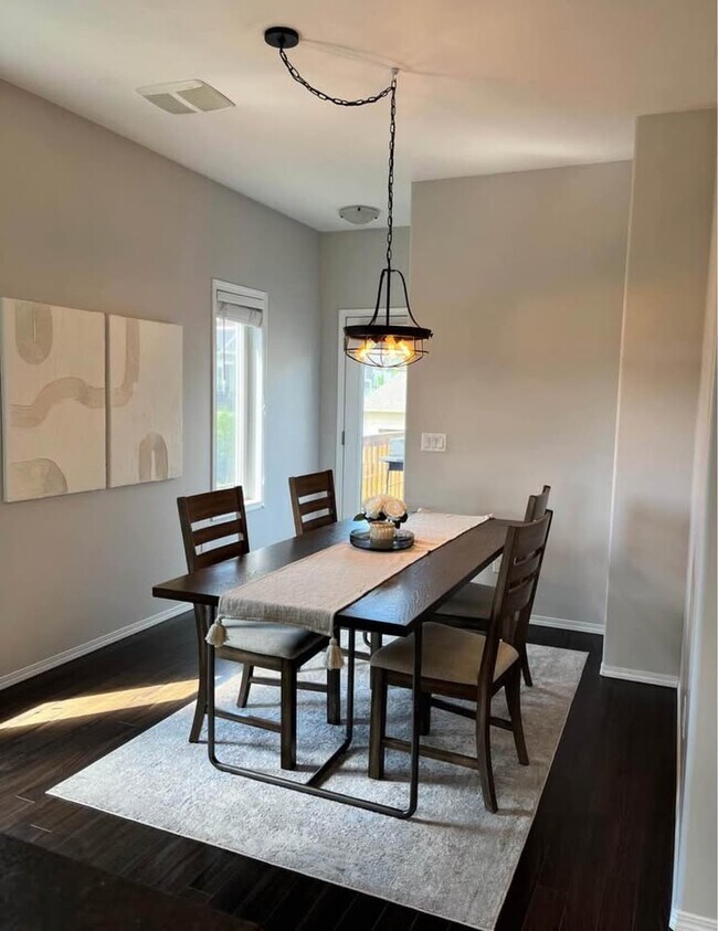 Photo - 203 Meadows Boulevard