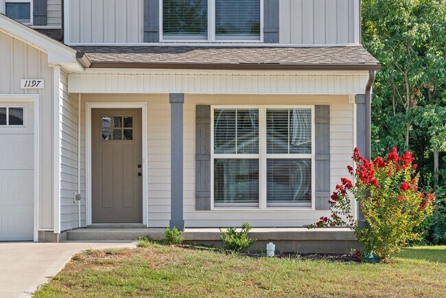 Photo - 3 Bedroom Home for Rent!