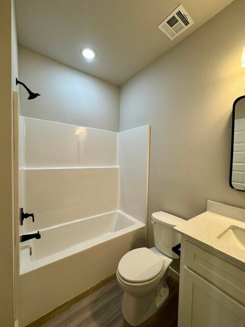 Photo - 1904 Azlin Pl Unit C