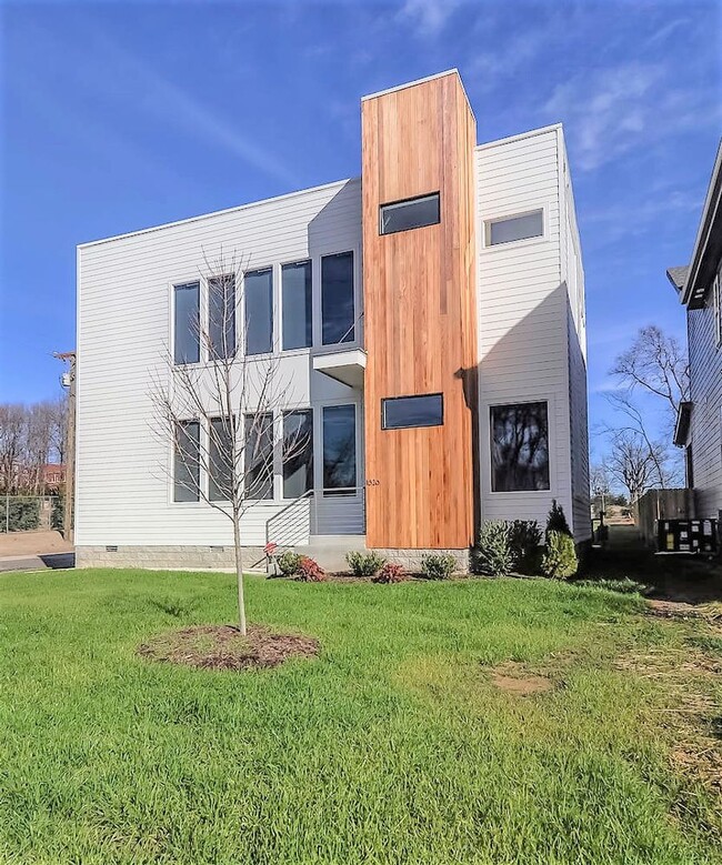 Stunning Modern Living in East Nashville - Stunning Modern Living in East Nashville House