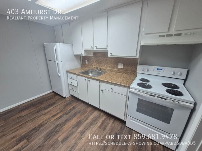 Photo - 403 Amhurst Dr