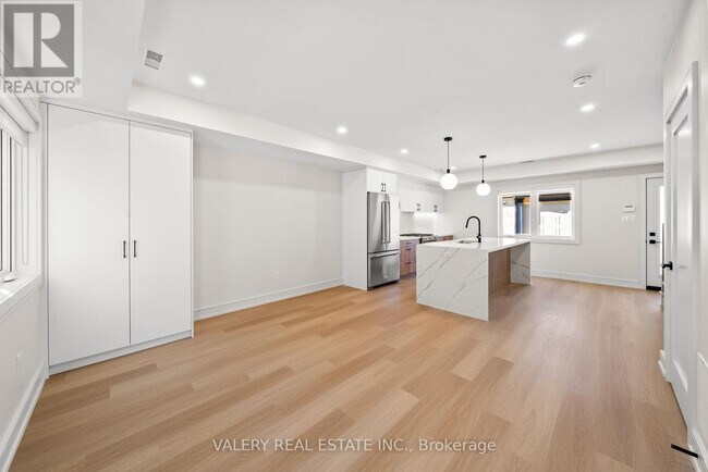 Photo - 86 Argyle St