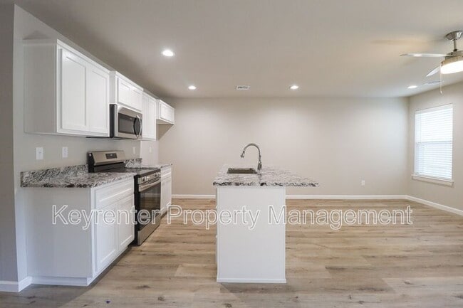 Photo - 220 N Cleveland Ave Unit B