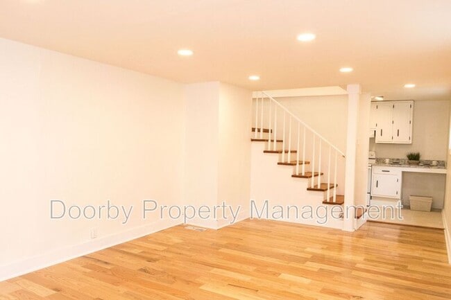 Building Photo - 814 N Germantown Rd