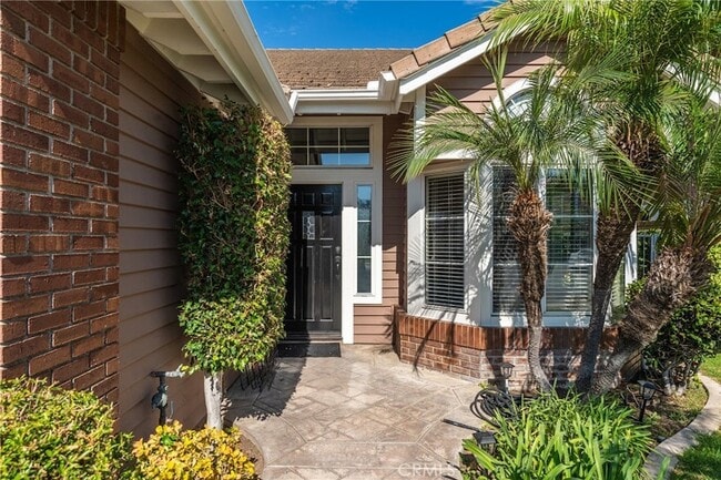 Photo - 6430 Regents Ct