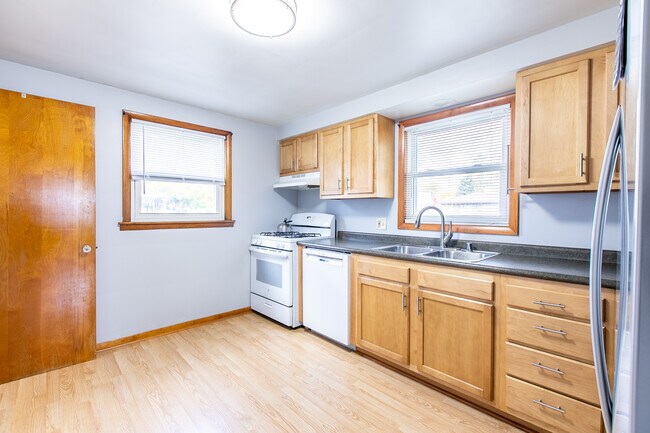 Photo - 1713 28th St