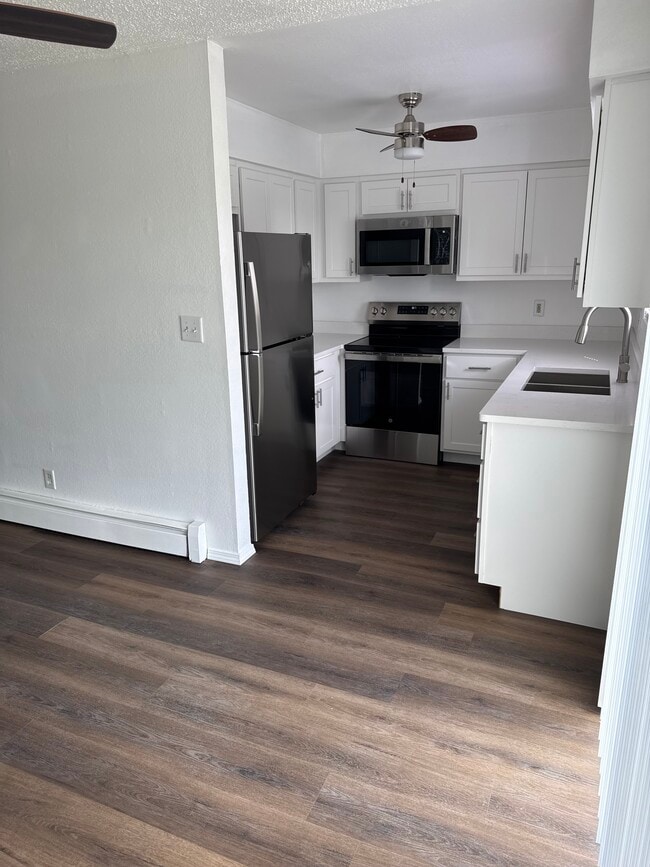 Photo - 10 Scott St Unit #1