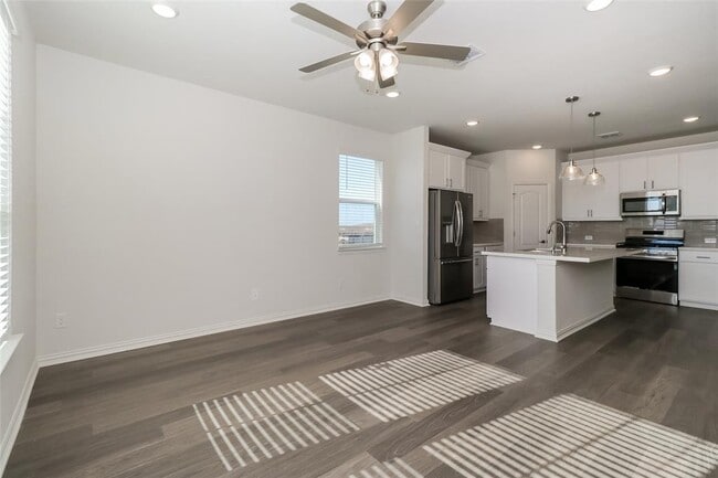 Photo - 530 Ansley Ct