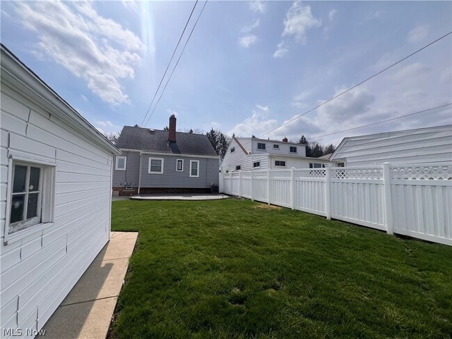 Photo - 3006 Torrington Ave