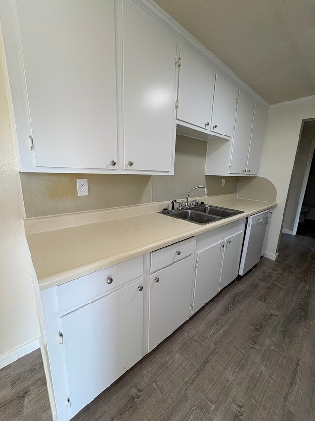 Photo - 6810 NW Anderson Ave