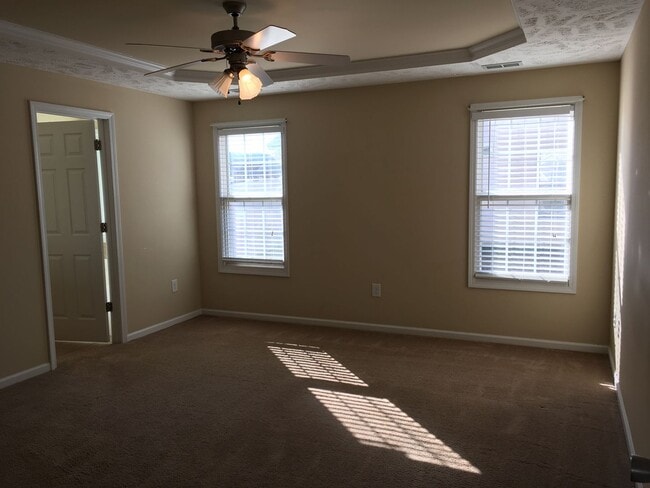 Photo - 241 Collinwood Dr