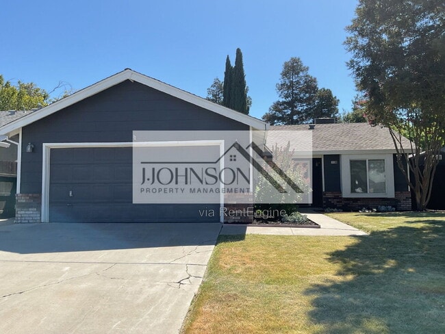Photo - 15136 Cambridge Dr