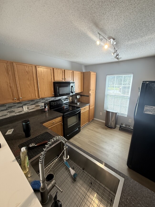 Photo - 170 Bellegrove Dr
