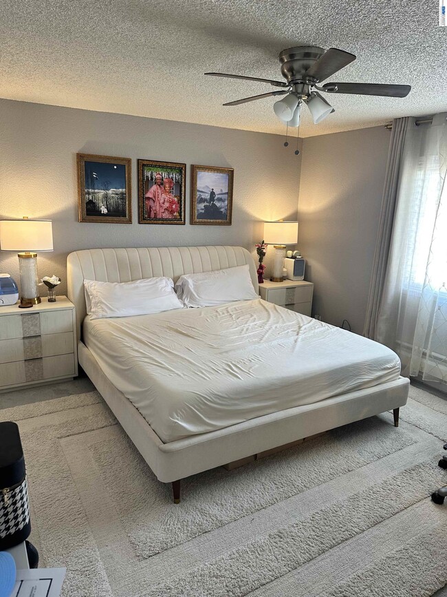 Photo - 725 Auburn Pl Unit 209