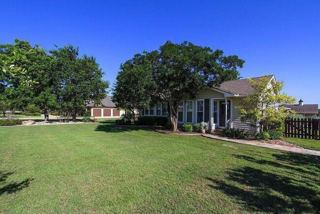 Building Photo - 1444 Bledsoe Road Rental