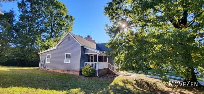 Photo - 9 Ratcale Ln