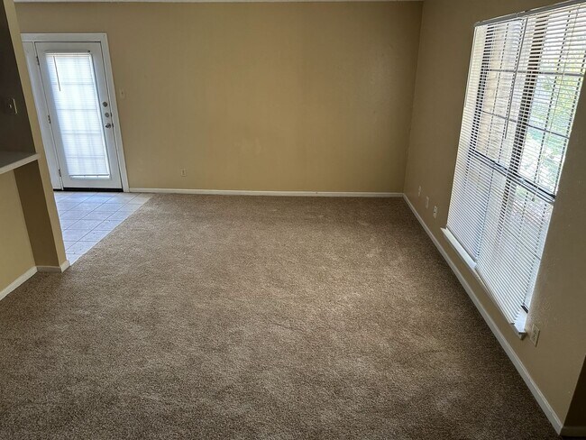 Photo - 1102 Covey Ln Unit # A