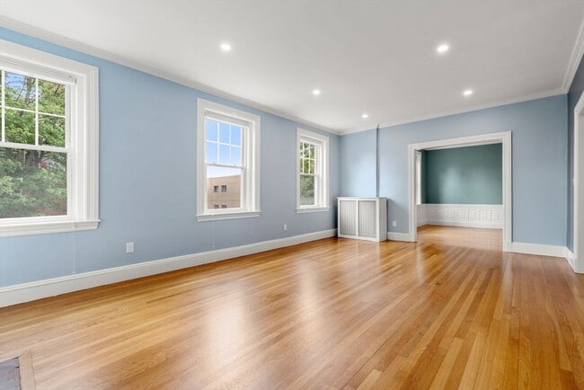 Photo - 132 Sewall Ave Unidad C