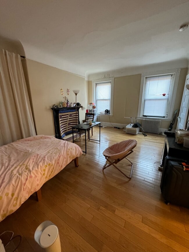 Photo - 531 Beacon St