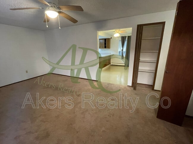 Photo - 1328 Anita St