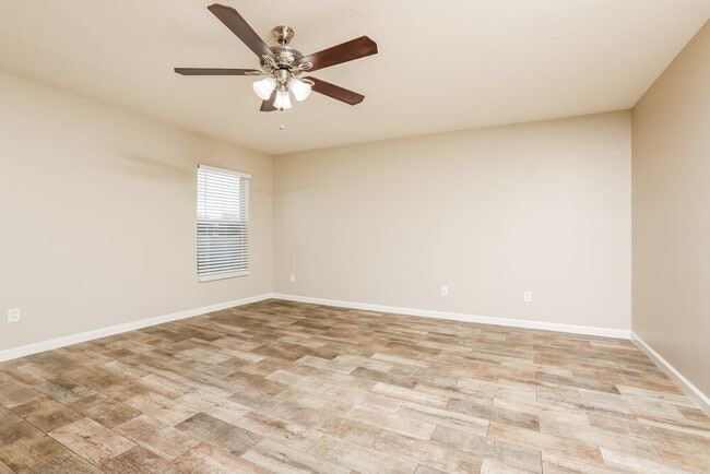 Photo - 2387 Yellow Grass Ct