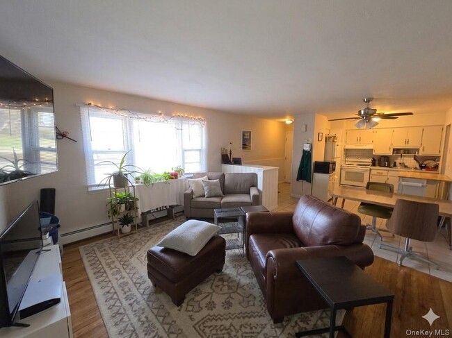 Photo - 635 South St Unidad 4