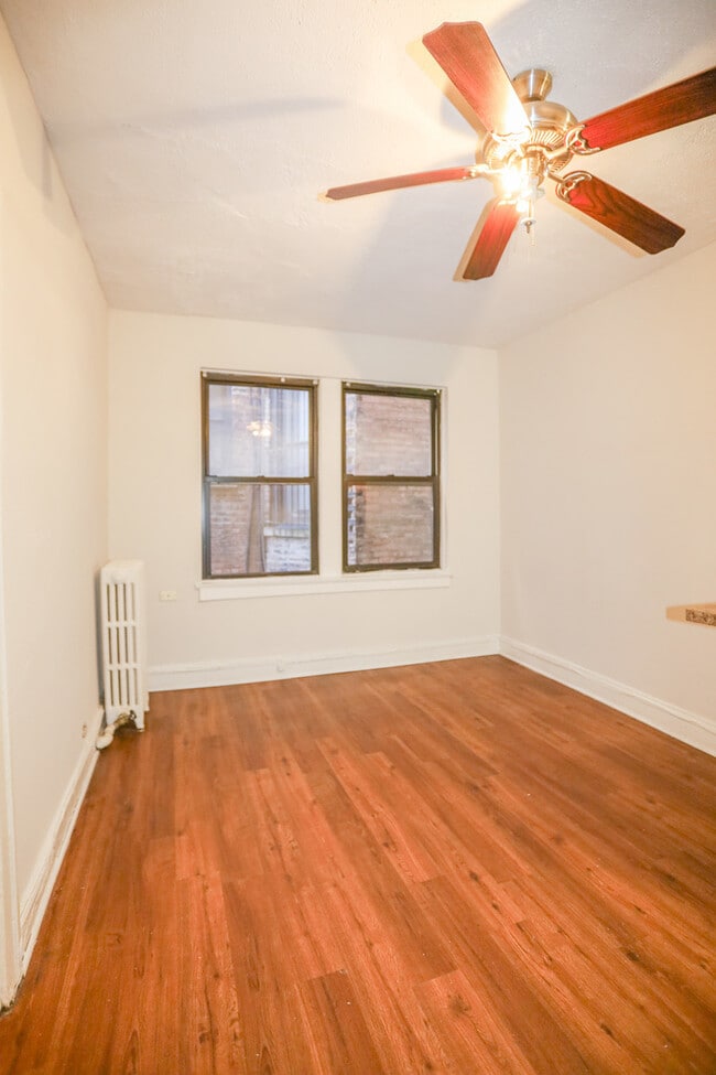 Photo - 5210 S Woodlawn Ave Unit 112