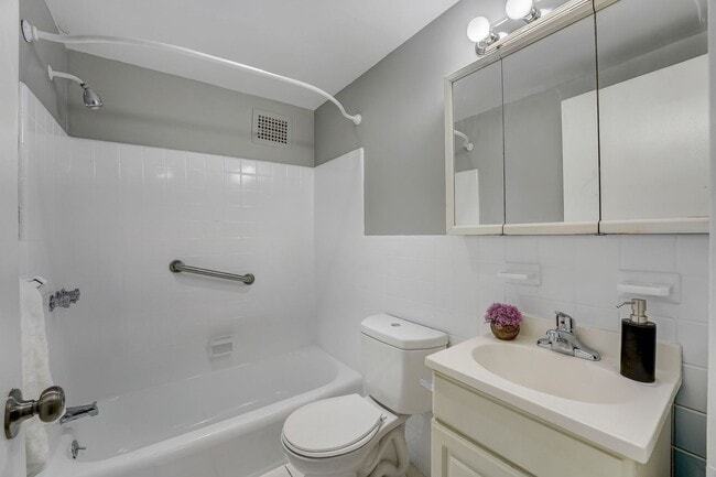 Woodbrook House Apartments