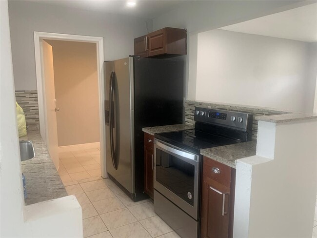 Photo - 2761 NW 69th Ave