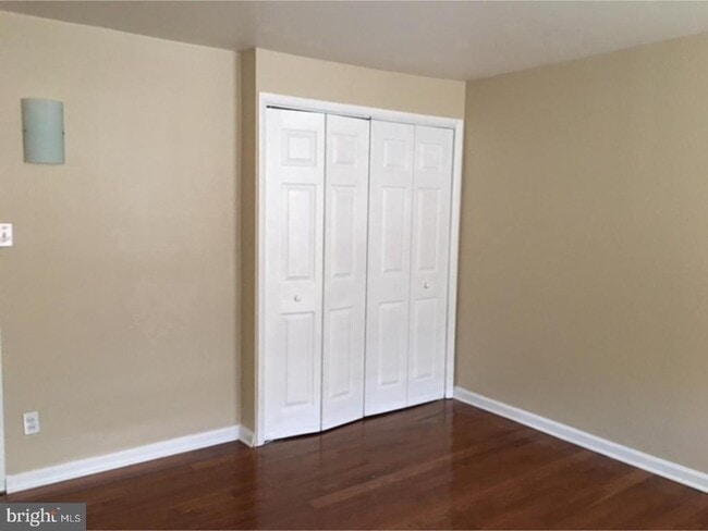 Photo - 2235 S Clarion St