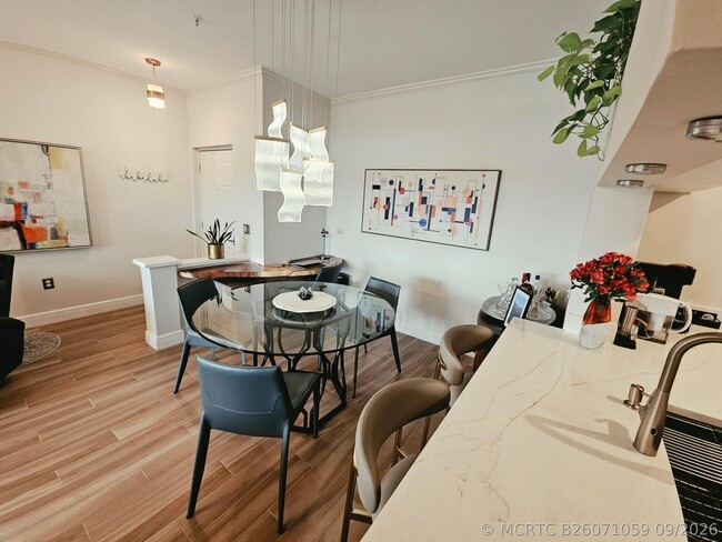 Photo - 1405 Tuscany Way