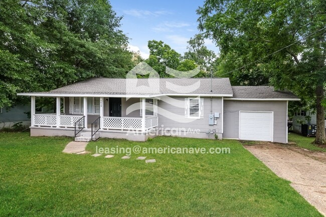 Photo - 4419 6th St E