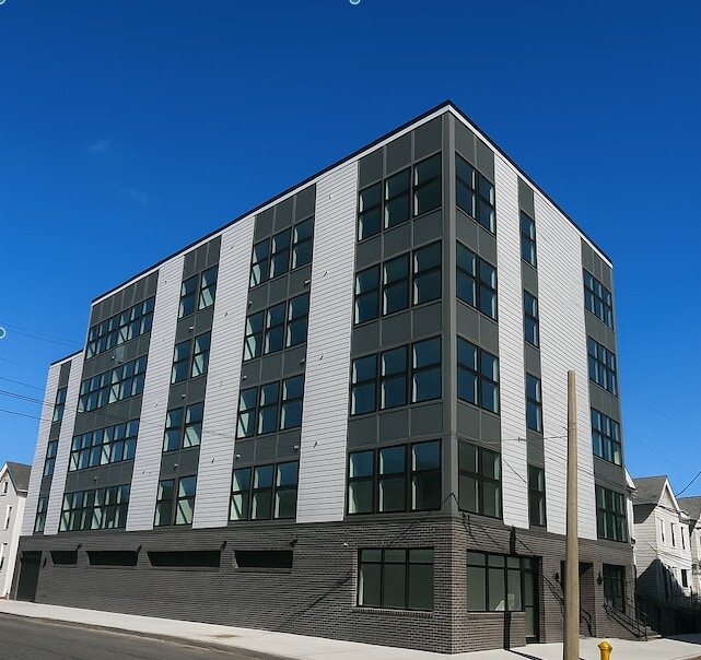 Building Photo - 168 Emmet St Rental