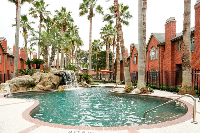 Building Photo - Plaza at the Medical Center Rental