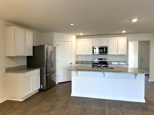 Photo - Redstone Commons