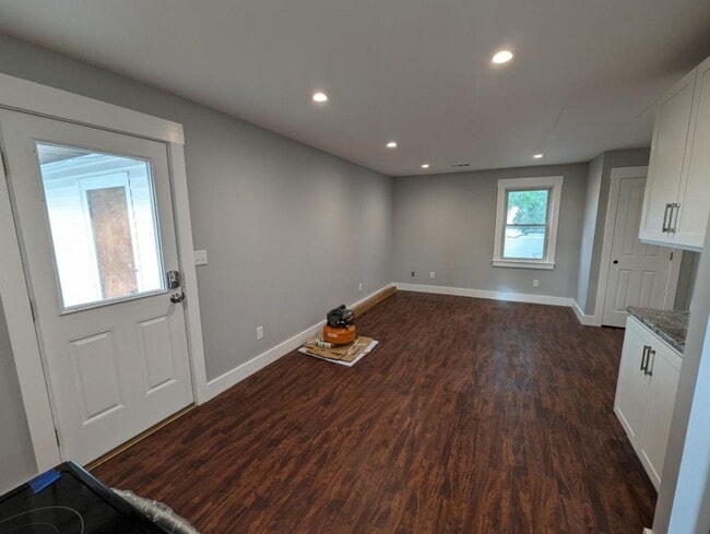 Photo - 150 Orange St