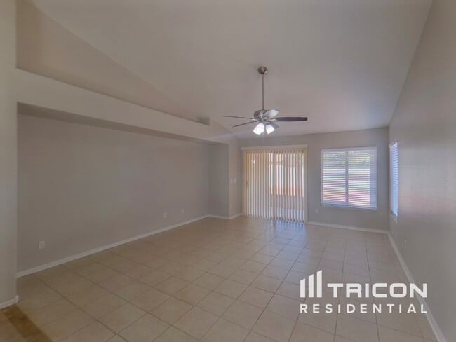 Photo - 1514 W Lynne Ln