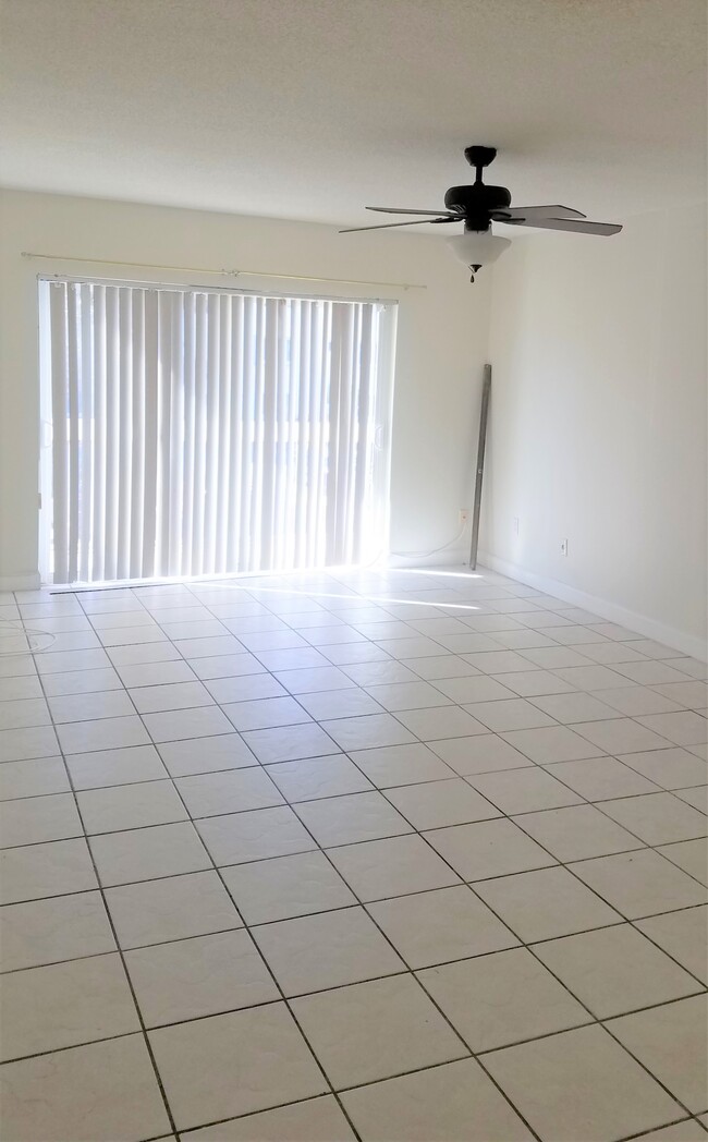 Photo - 7700 Camino Real Unit 203