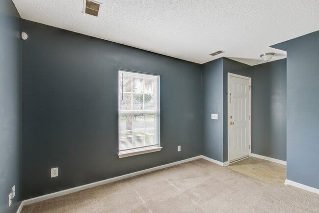 Photo - 222 Maypop Dr