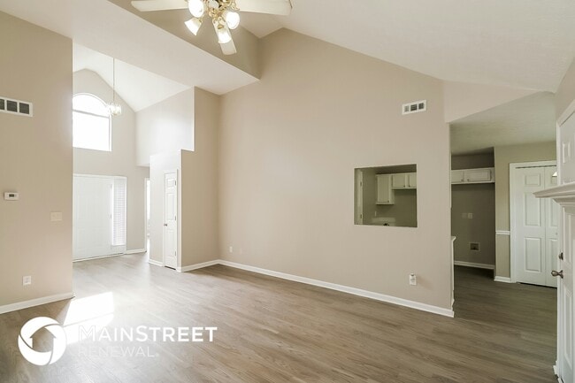 Photo - 635 Beaver Run Trce