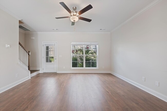 Photo - 842 Westcott Ln