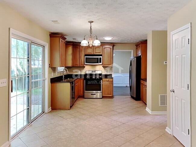 Photo - 2380 Winthrope Way Dr