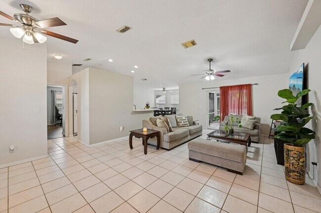 Photo - 5920 NW Wolverine Rd