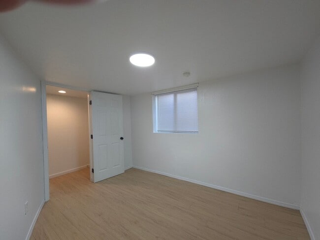 Photo - 2bd 1bth Basement Unit