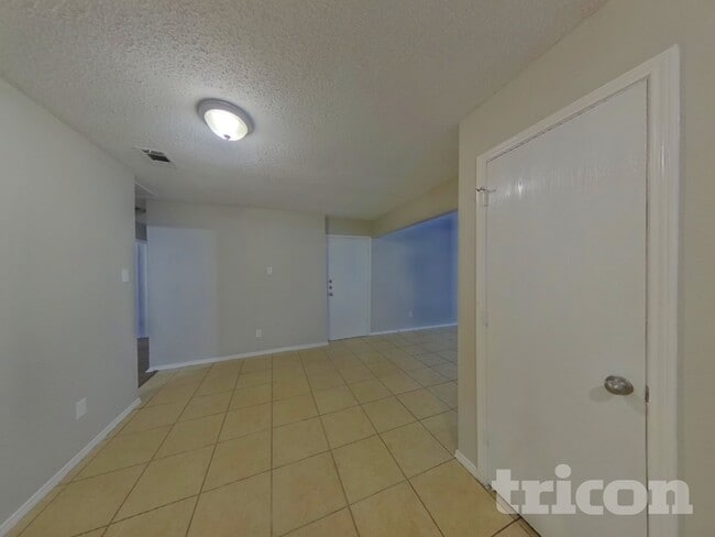 Photo - 6701 Spur Ridge Ct