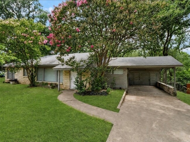 Photo - 6208 Walnut Hills Dr
