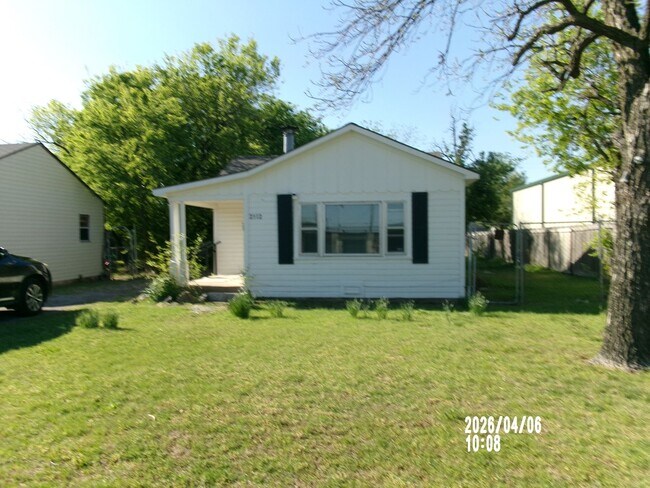 Photo - Charming Cottage on A. Avenue