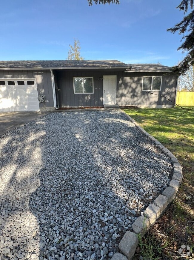 Building Photo - Jared and Travis Duplex Unit 25105 36th Ave E - Jared and Travis Duplex Rental