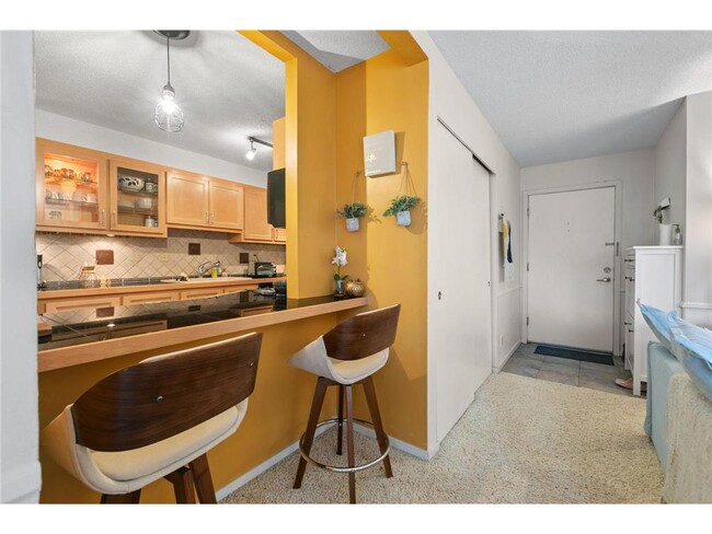6328 Barrie Rd Unit 1A